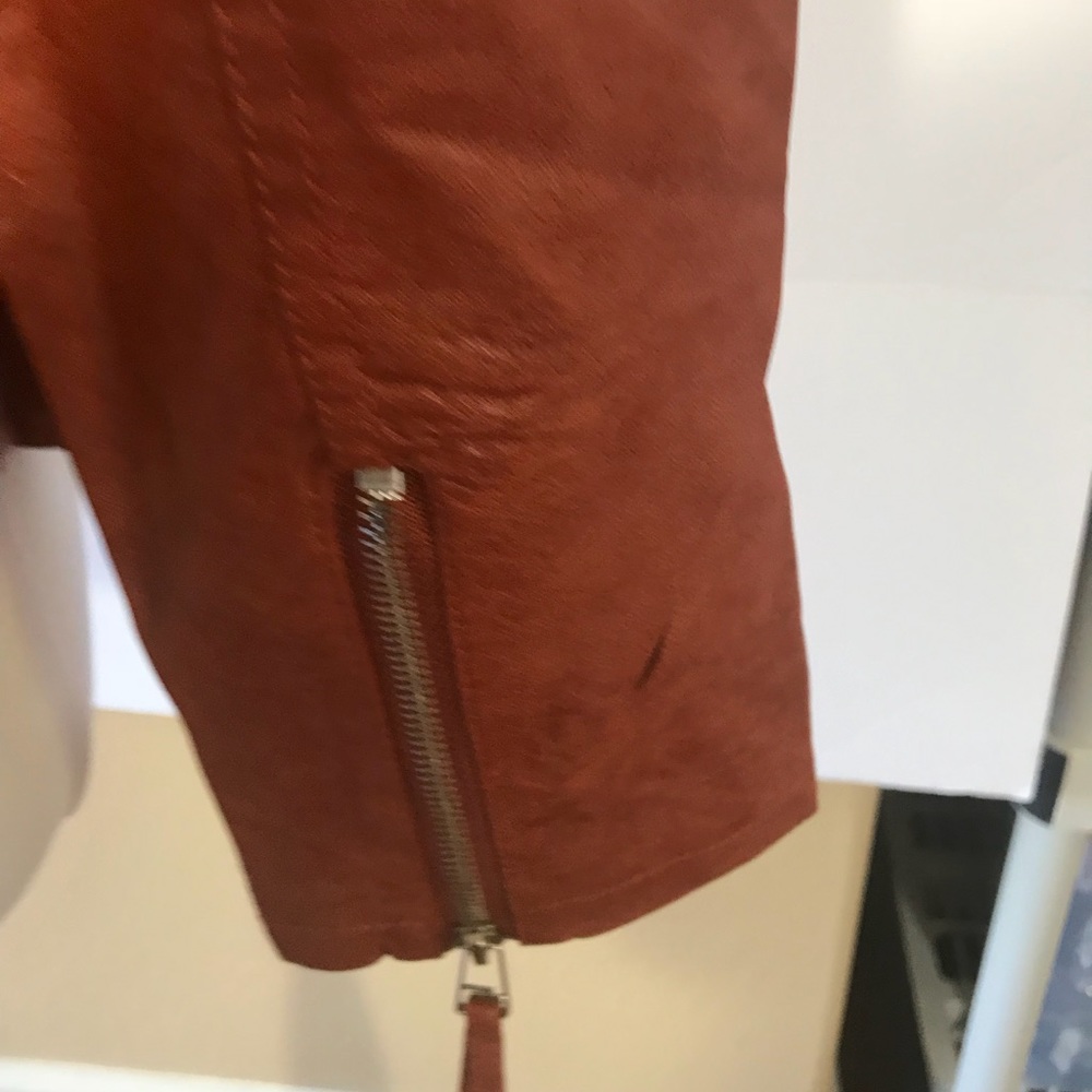 Jacket - Picture 5 of 6